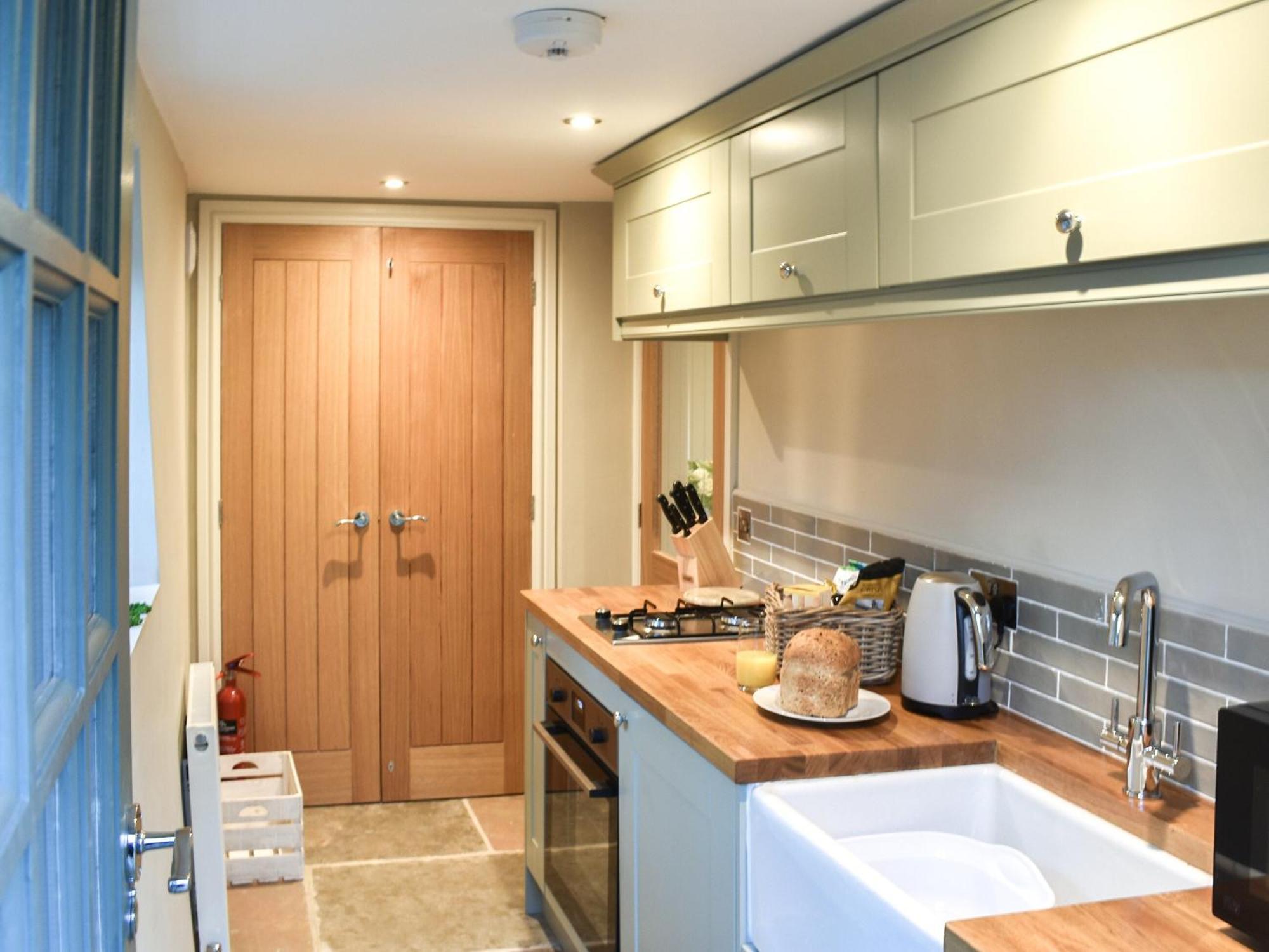 Вилла The Barn Spofforth Экстерьер фото